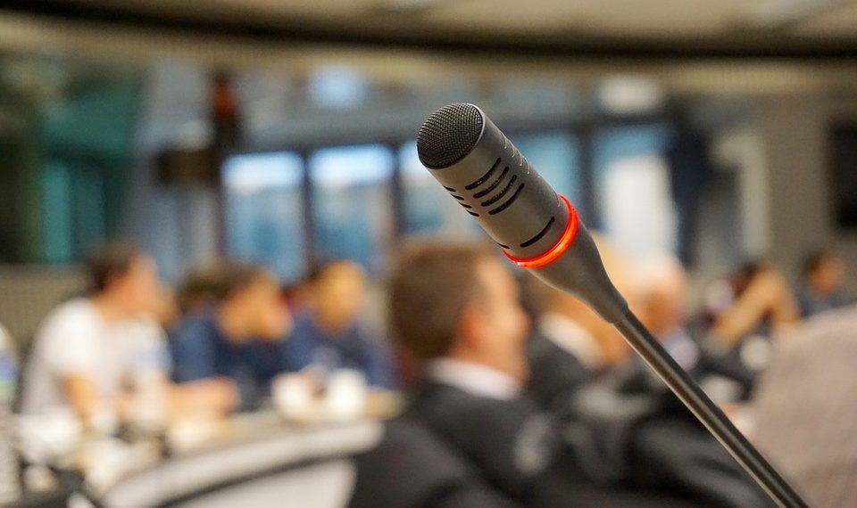 Ачык акционердик коом деген эмне?