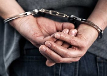 Кыздын доосу жок болсо да соттолобу?