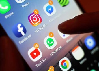 Социалдык тармакта атымды колдонуп уят сүрөттөрдү киргизип жатат