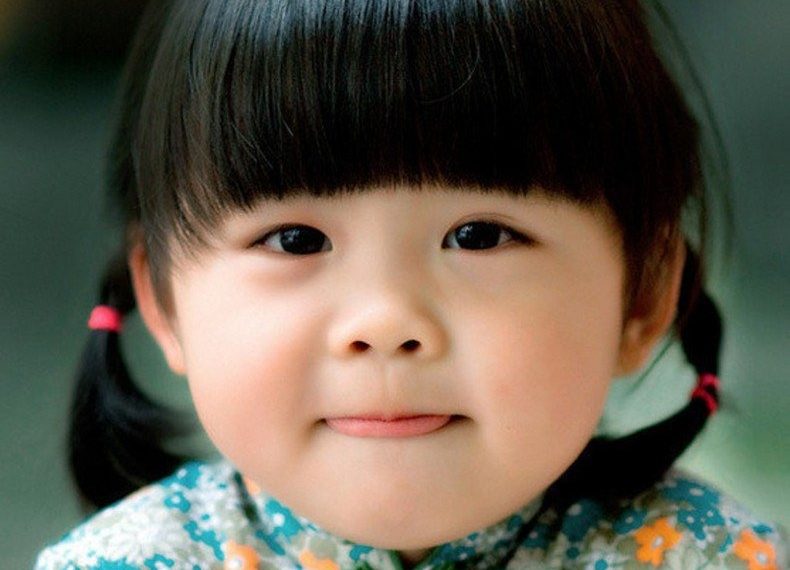 Эки жаштагы кызым сийем деп айтпайт