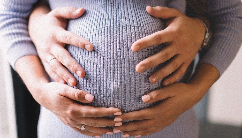 Төшүмдөн сары түстөгү суюктук чыгат. Адис жооп берет