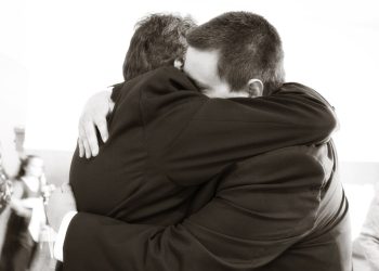 Атама кайтып барсамбы?