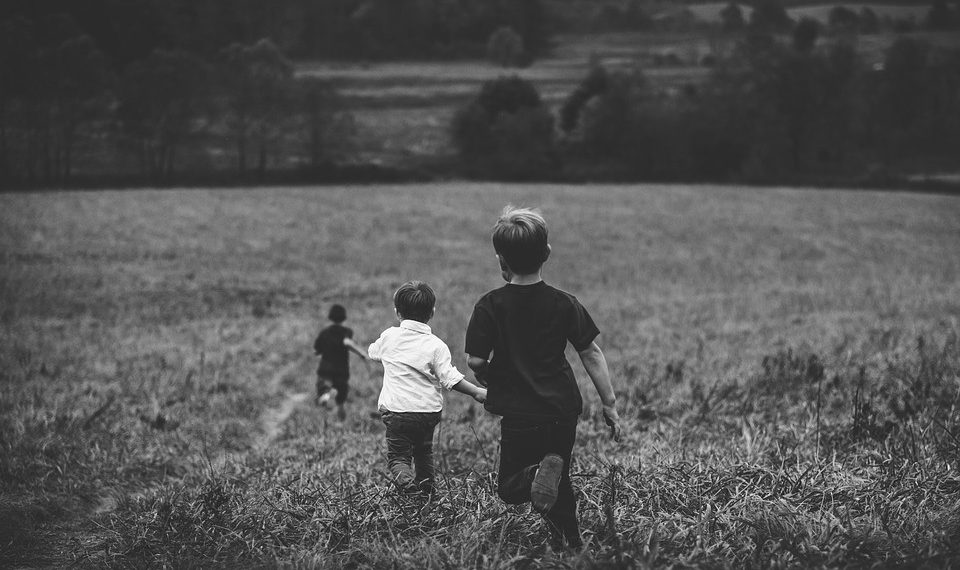 Досторум менен мамилем начар