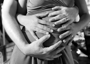 Кош бойлуу аял жыныстык катнашка барганда сактанышы керекпи?