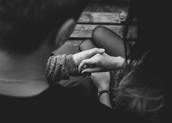 Күйөөмдүн кайдыгерлигинен ойнош күткүм келет