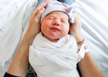 Нике күбөлүгү жок болсо деле баланы атасына жаздырса болобу?