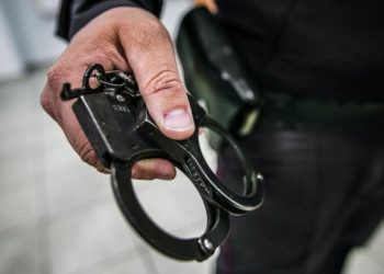 Күнөөкөр эркиндикте жүрөт