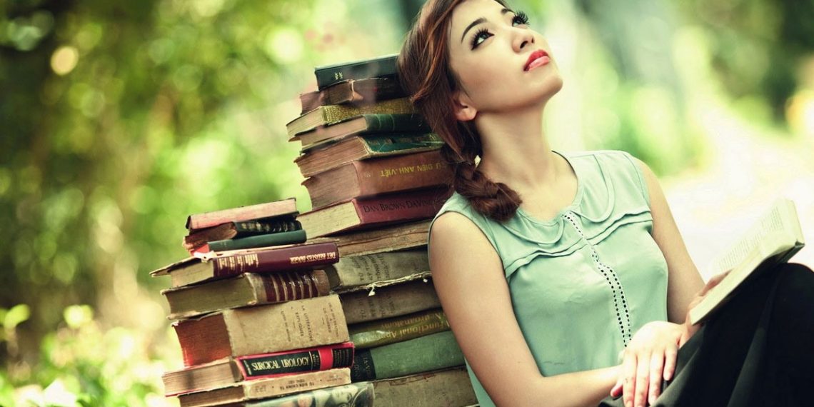 Орусча үйрөнүү үчүн кайсы китептерден баштасам болот? Филолог кеңеш берет