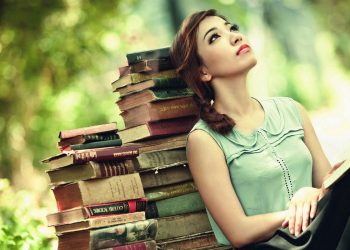 Орусча үйрөнүү үчүн кайсы китептерден баштасам болот? Филолог кеңеш берет