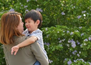 Кайын атам баламды бербей жатат. Алып качсам жоопко тартыламынбы?