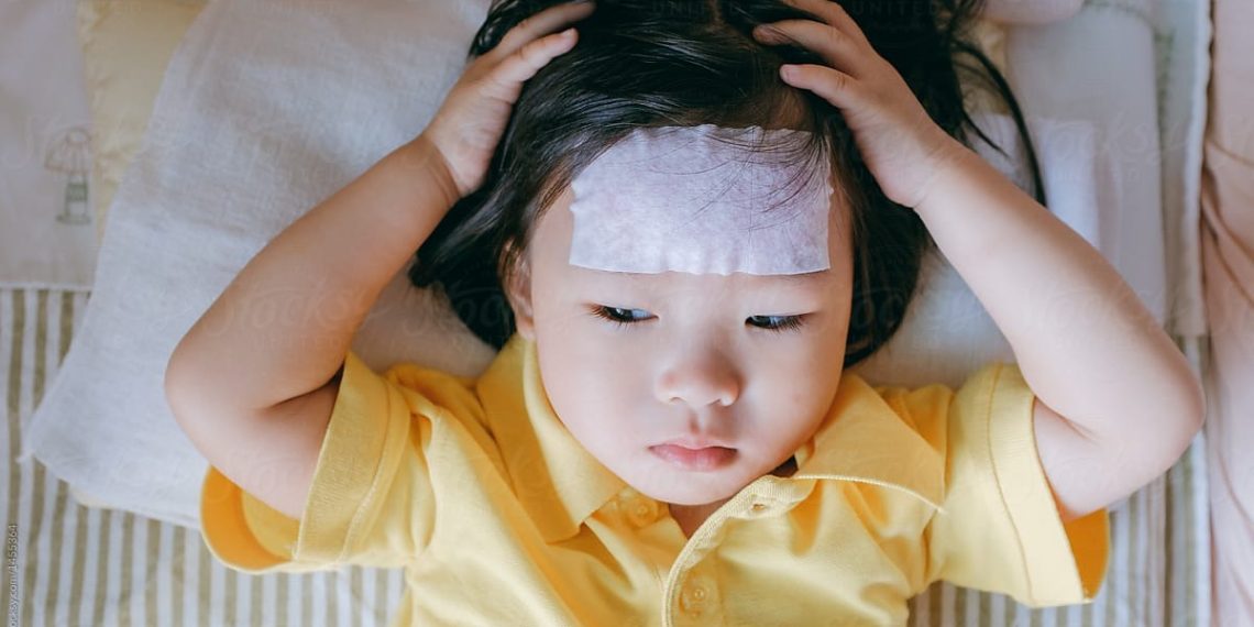 Кызыма чыйкан көп чыгат. Эмне кылсам болот? Дерматолог жооп берет