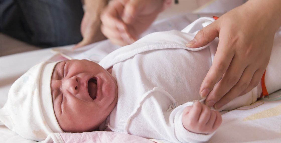 3 айлык бала тойбой жатабы же өзү эле ыйлаакпы? Педиатр жооп берет