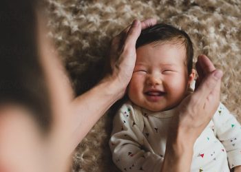 Наристенин жашоосунда атанын орду кандай? Психологдор айтып беришет