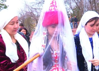 Кайын журтка "кыңк" дебестен кызмат кылышым керекпи?