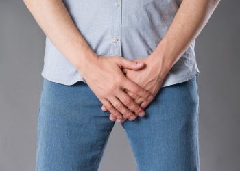 Варикоцеле операциясы ракка алып келет деген чынбы? Урологдун жообу