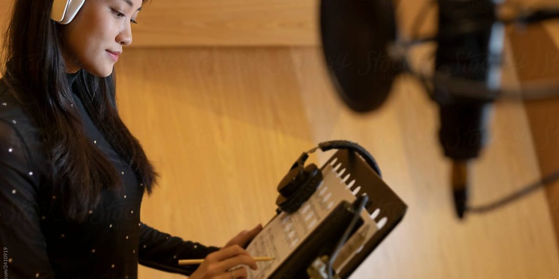 Үй шартында ырдаганды үйрөнө аламбы? Эксперт жооп берет