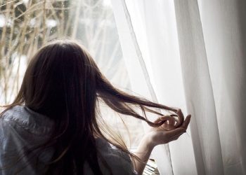 Арыктыгымдан жигиттер таштап кетет