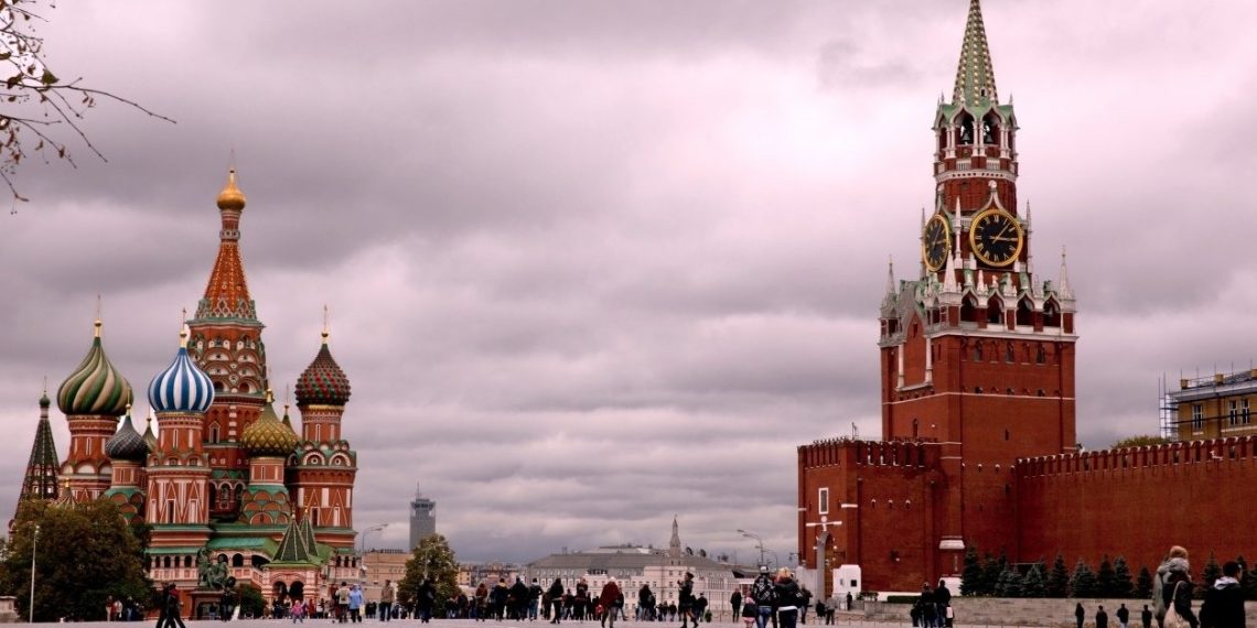 16 жаштагылар Россияга барып иштесе болобу?