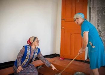 Кайын эне күн көрсөтпөсө эмне кылуу керек? Адистен кеңеш