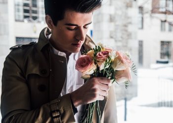 Жигитим сүйүүгө ишенбейт