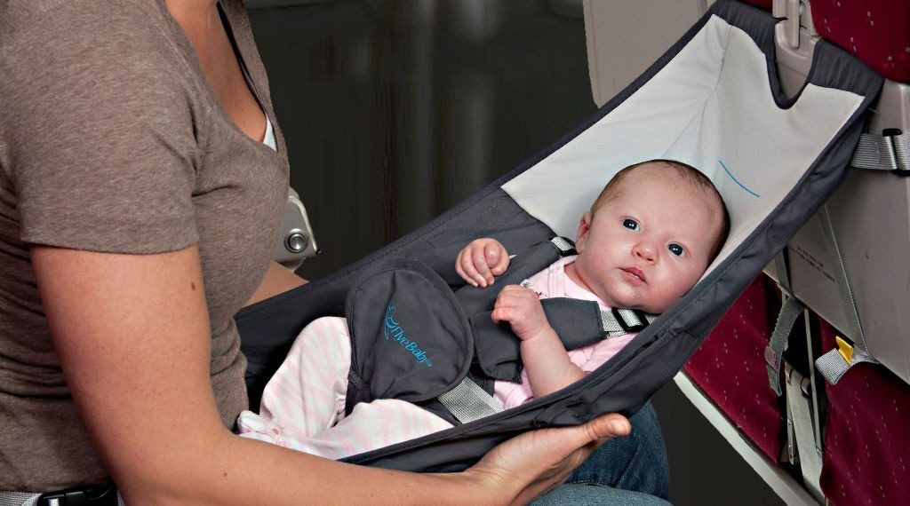 Канча айынан тартып бала менен учакка отурууга уруксат берилет?