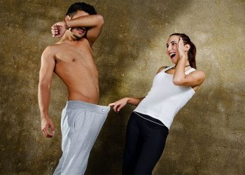 Жыныс мүчөм кичинекей деп кайрылган эркектер көп. Уролог айтып берет