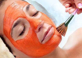 Пайдалуу кеңеш: Сабизден жасалган маскалар майда бырыштарды кетирет