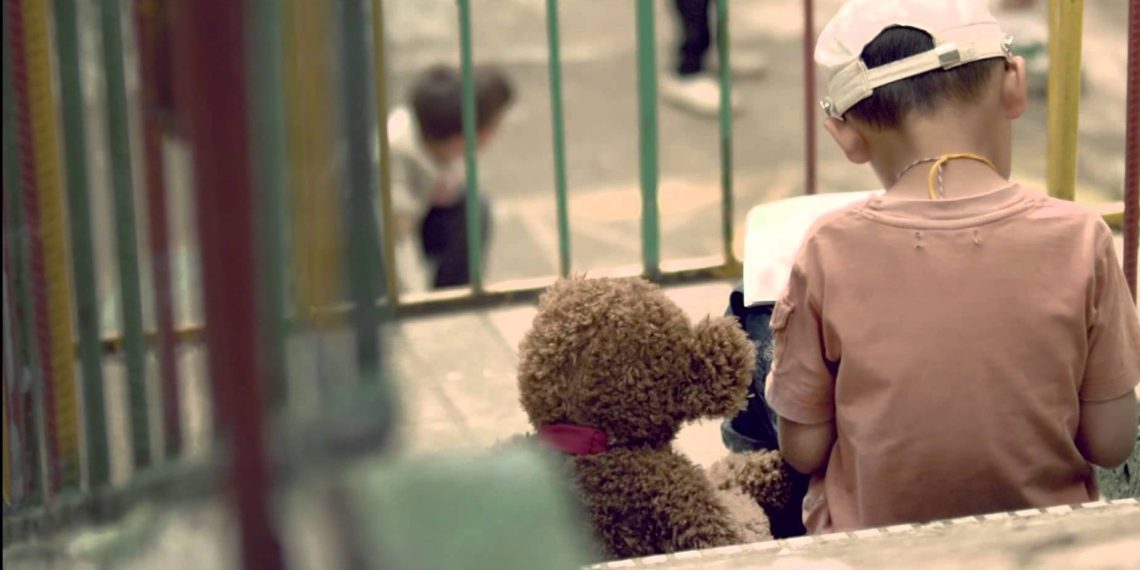 Эч жерде каттоосу жокторго жөлөк пул берилеби? Адис жооп берет