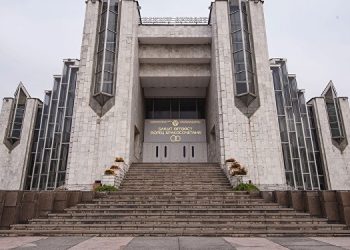 Каттообуз айылда. Бишкектен нике күбөлүк алсак болобу?