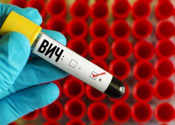 Чүнчүткөн жалгыздык же баары бирөөгө каршы чыкканда...