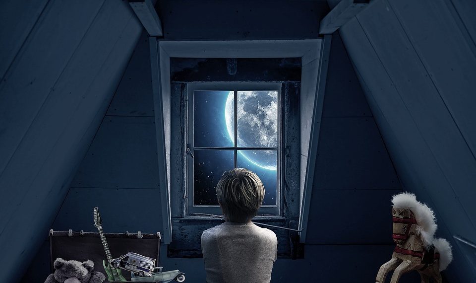 Үйдөн качып кеттим