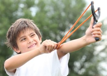 5 жаштагы балам такыр тилимди албайт. Эмне кылсам болот? Психолог жооп берет