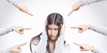 Башкалар үчүн ыңгайлуу аялдын 7 белгиси. Сиз да ушундайсызбы?