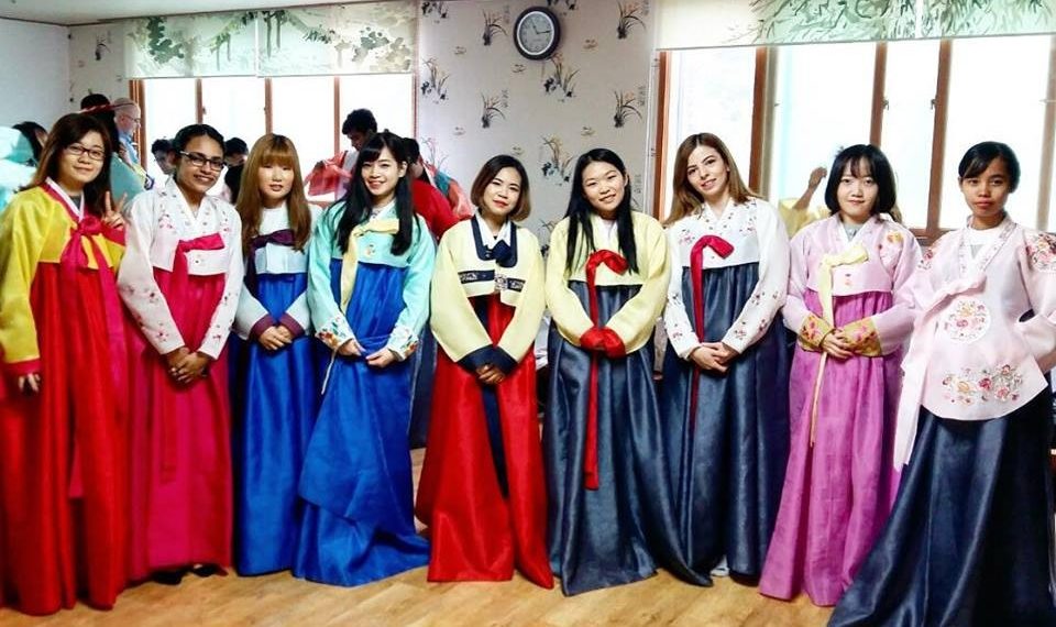 Абитуриентке. Кореяда билим алуунун жолдору