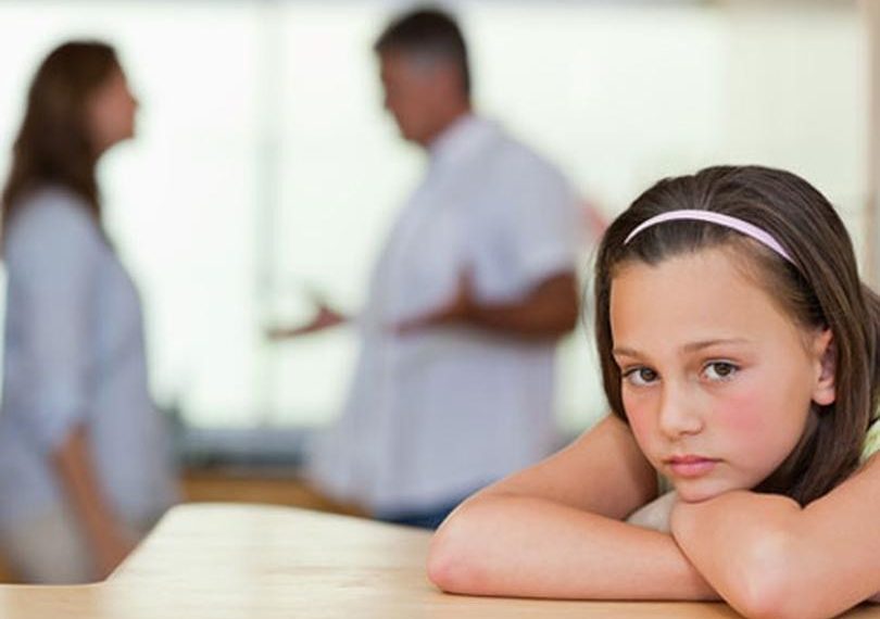 Ата - энеме сырларымды айткым келбейт. Бул туурабы? Психолог жооп берет