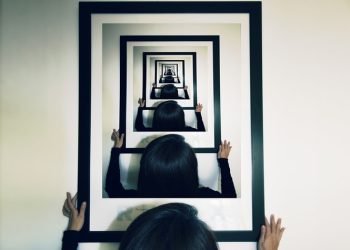 Бир окуя болуп жатса