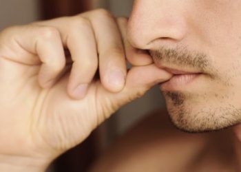 Тырмак тиштегилөө бул оорубу?