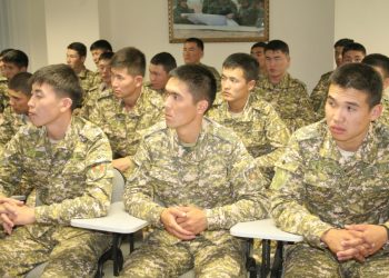 1 айлык кызмат өтөөдөн кийин органдарга иштей аламбы? Эксперт жооп берет