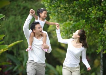 Балдарды кантип ойнотуу керек? Психологдон 10 кеңеш