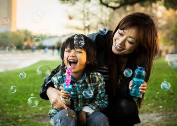 Баланы ыйлаба