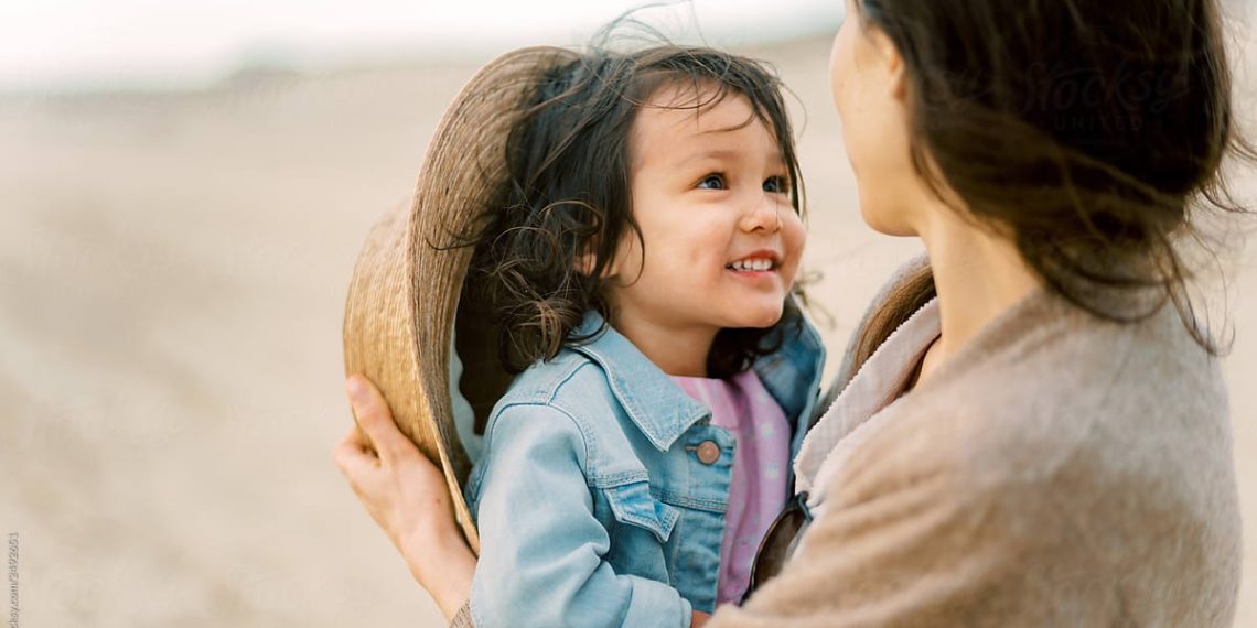Кызымды зөөкүр күйөдөн кантип сактап калам? Ата-энеге психологдон 14 кеңеш