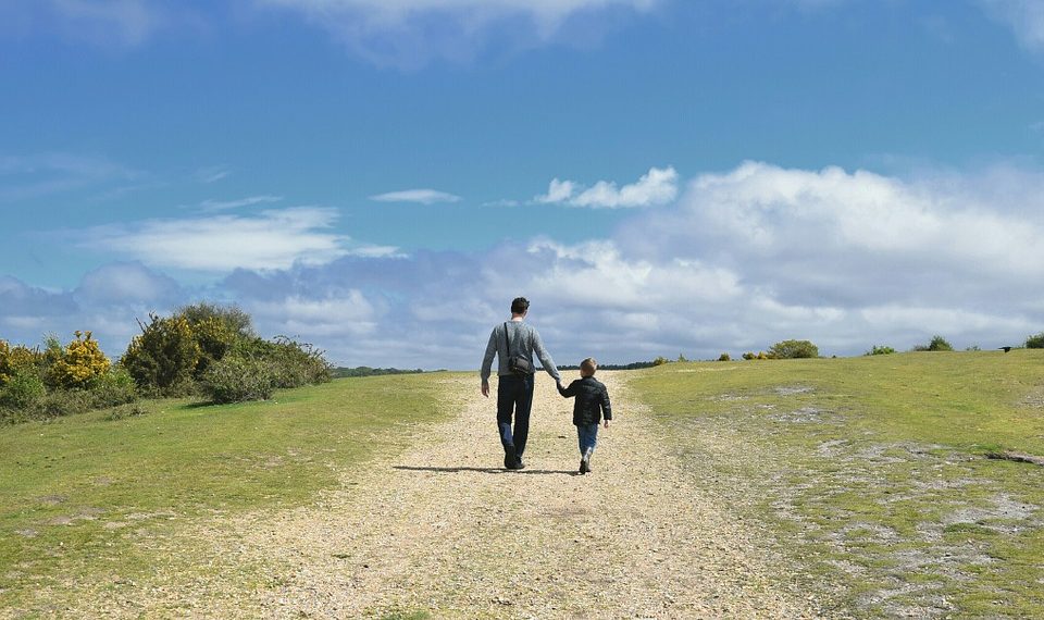 Жылдыз Караталова: "Балага эч качан атасын жамандабагыла!"