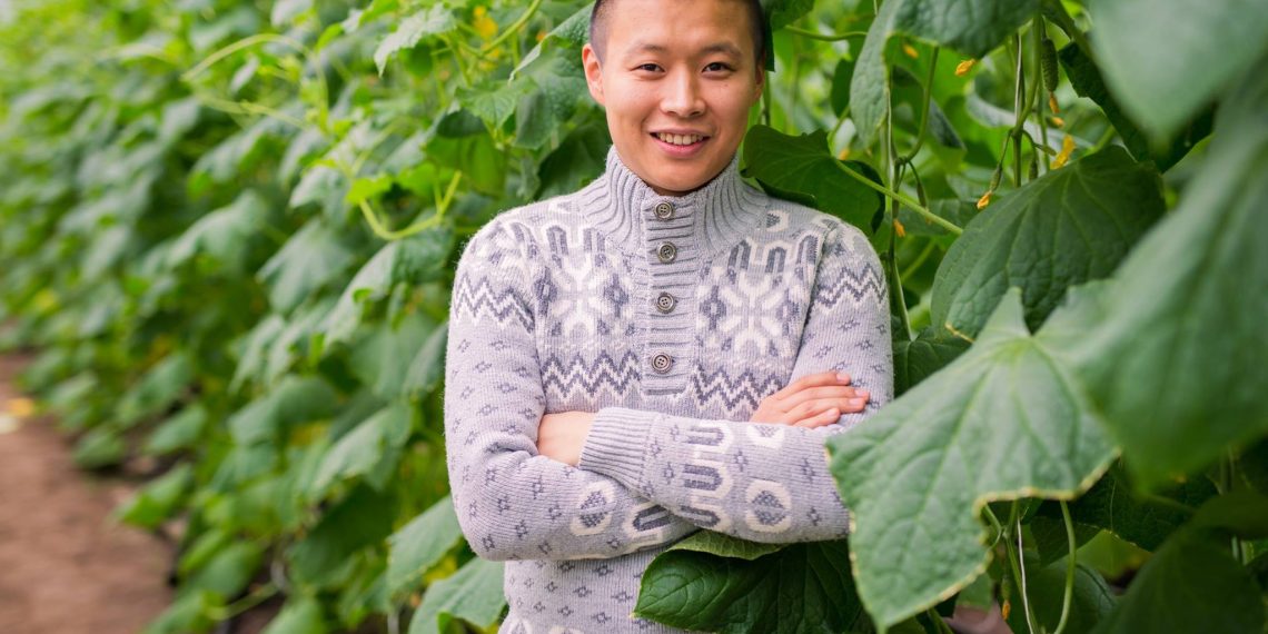 Бизнес баштоо үчүн акча керек эмес! Жаш ишкер Тилек Токтогазиевден кеңеш