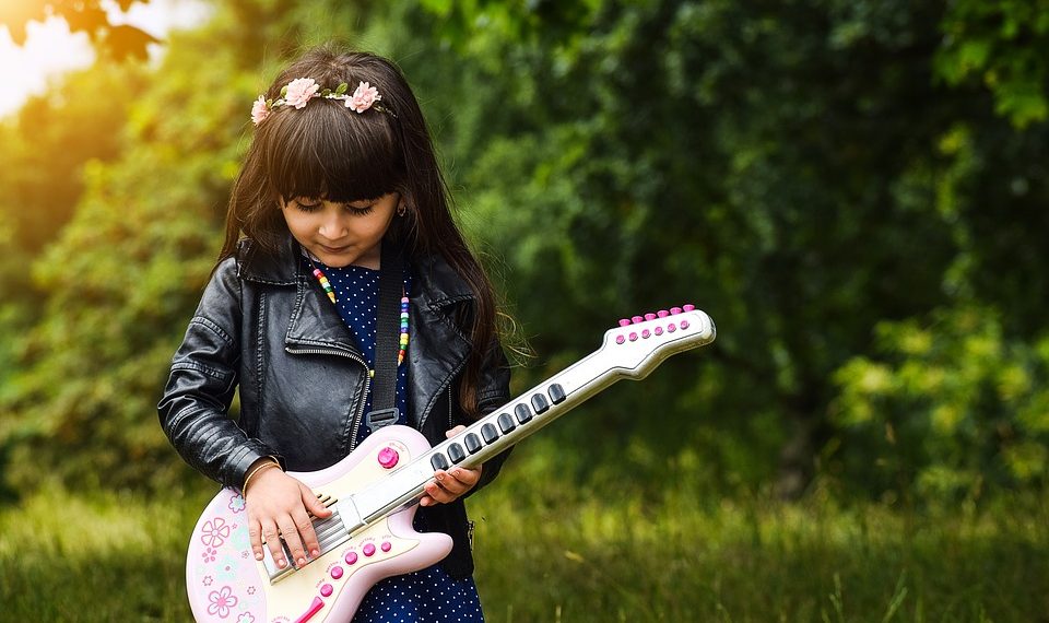 Бала менен кандай оюндарды ойноо керек? 7-бөлүм