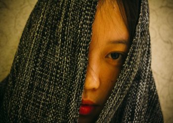 Сулуу курбуларымды жашоомдон чийип салгам. Болочок келиндин баяны