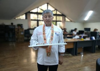 Берик Эгинбаев: "Ашпозчунун айлыгы 1000$ кем эмес"