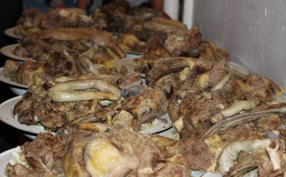 Устукан тартканды кыйратам десеңиз