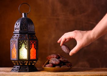 Орозо кармагандар үчүн: эмнелерге уруксат берилет жана тыюу салынат