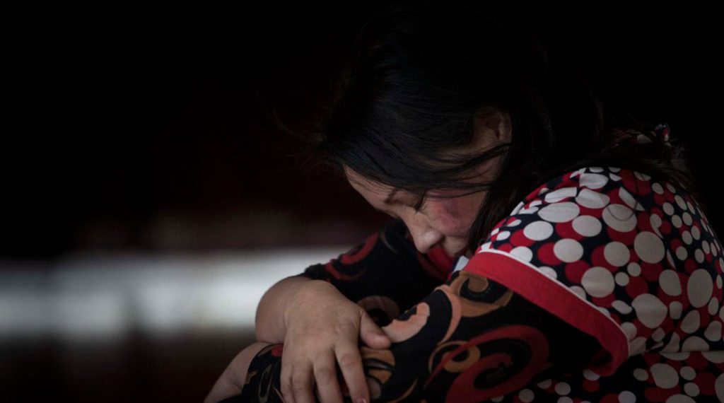 Мага кол көтөргөн күйөөмө боорум ооруйт. Бактысыз аялдын баяны