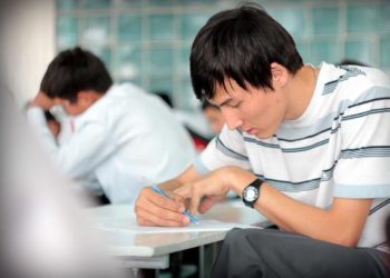 Бюджетте окуган студент мектепке канча жыл иштеп берет?